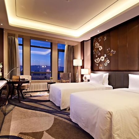 Отель Wanda Realm Иньчуань Экстерьер фото
