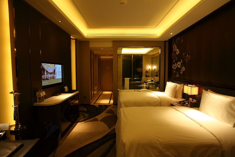 Отель Wanda Realm Иньчуань Экстерьер фото